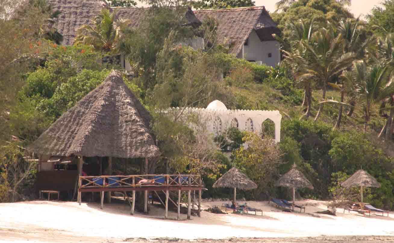Emayani Beach Lodge - Pangani