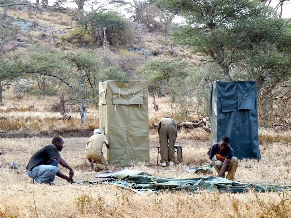 Tent safari in Tanzania - douche en toilet tent
